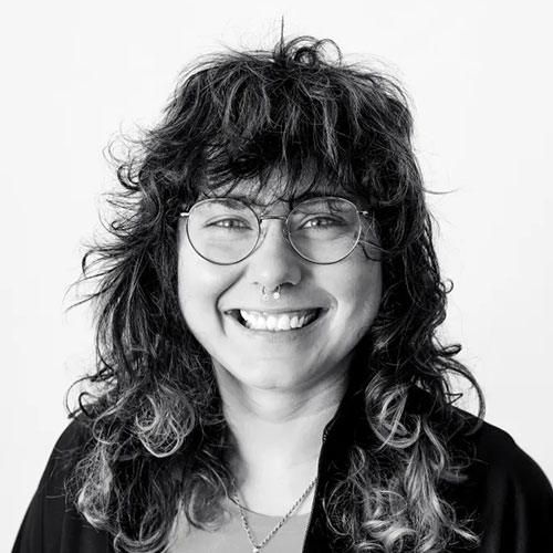 Mobile Dog Groomer Kat